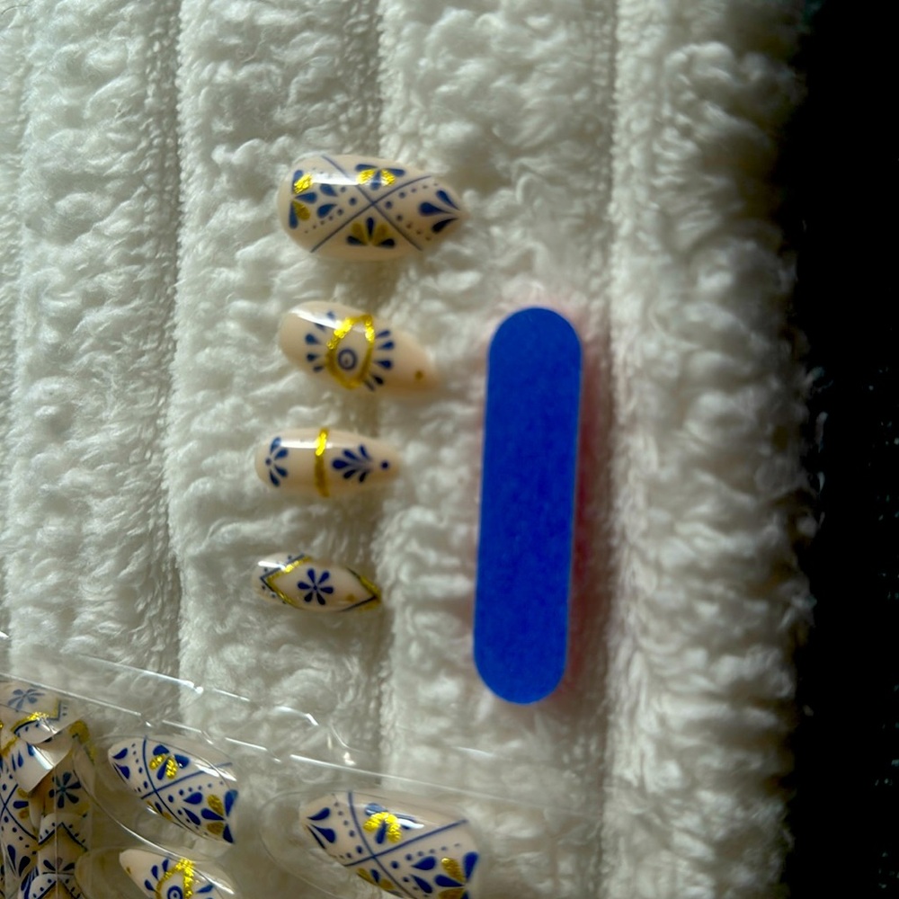 Evil eye nails